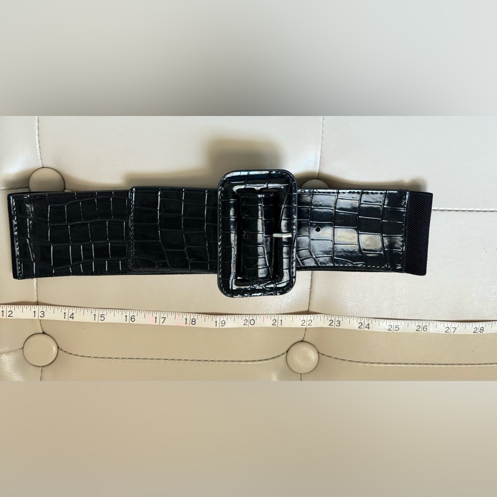 Black Croc-Embossed Wide Buckle Belt